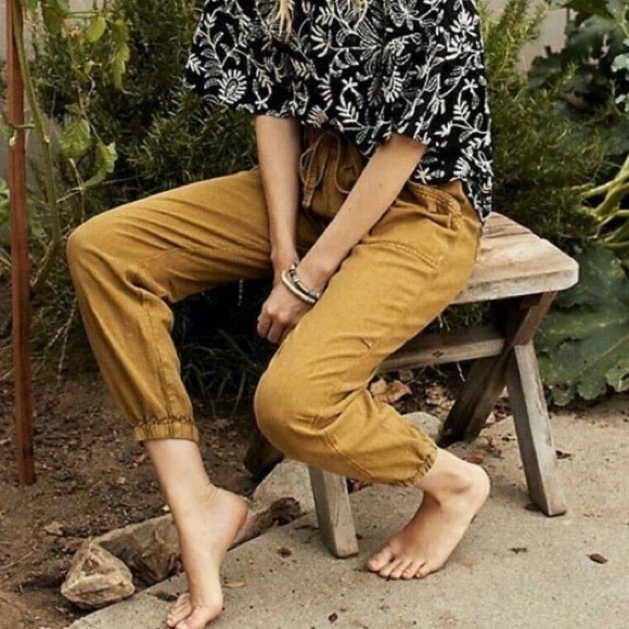 Anthropologie Pants - Anthropologie Rhys Utility Linen Blend Pull On Joggers Pants in Moss size small